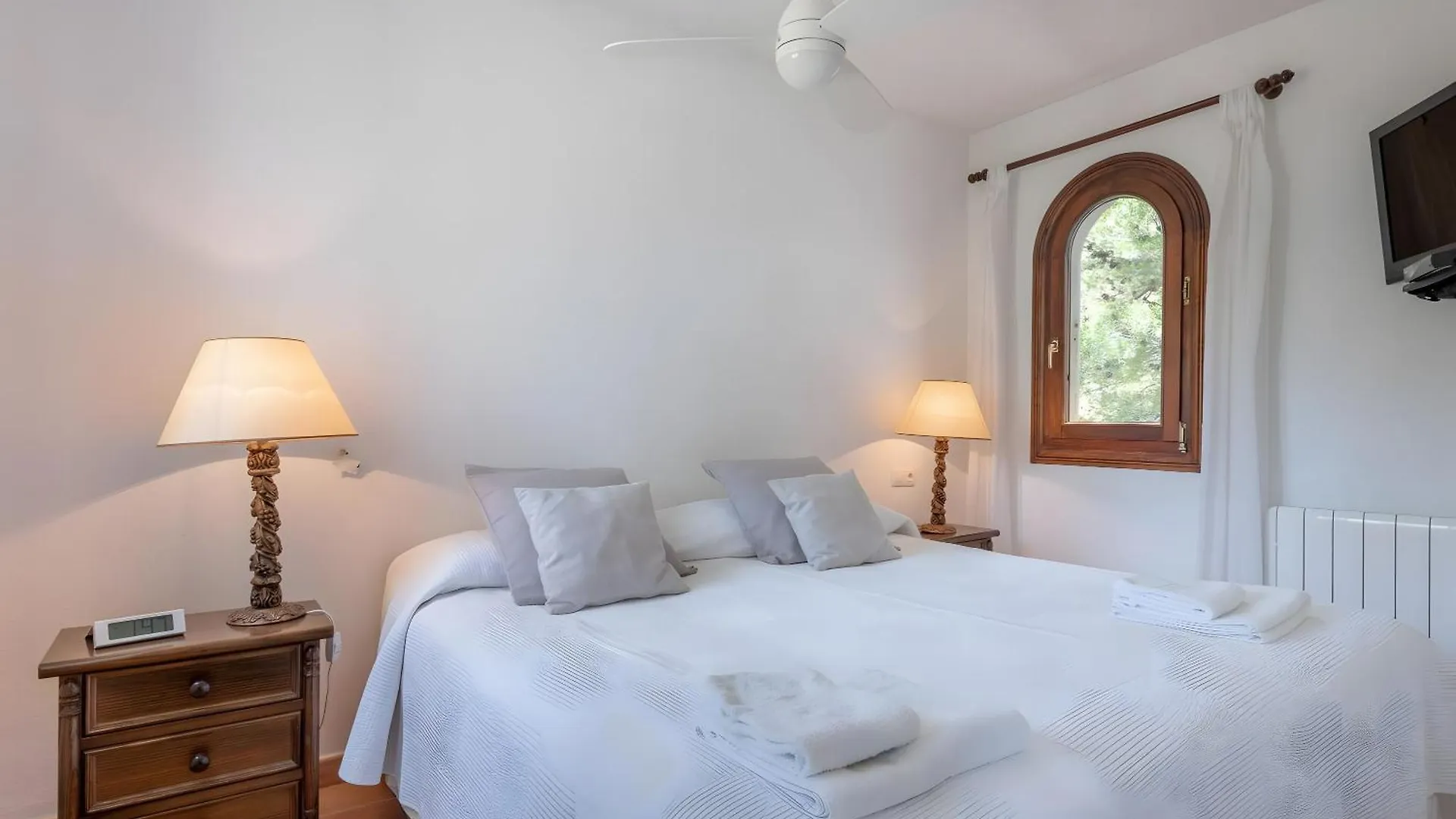Casa Luisa Villa Colonia de Sant Pere Spain